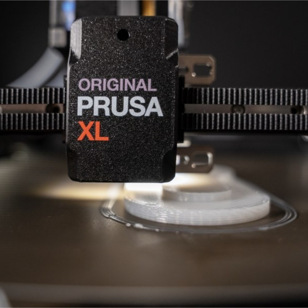 cfb8ec1e-3b1c-43c0-b03b-09ac7aec3a70-Photoroom (WEBSITE EVOLT)